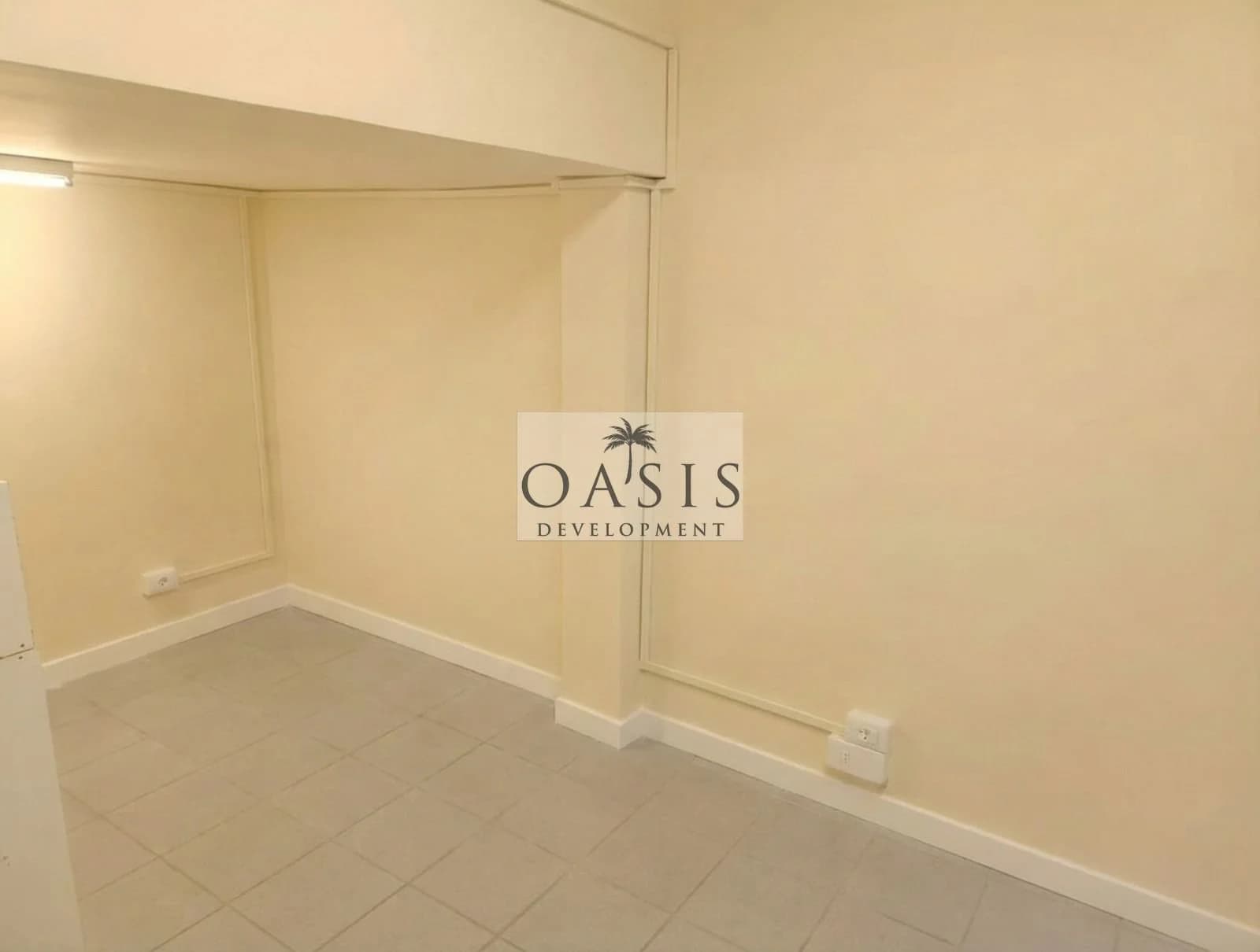 Zografou Commercial for rent - code TN3Z38